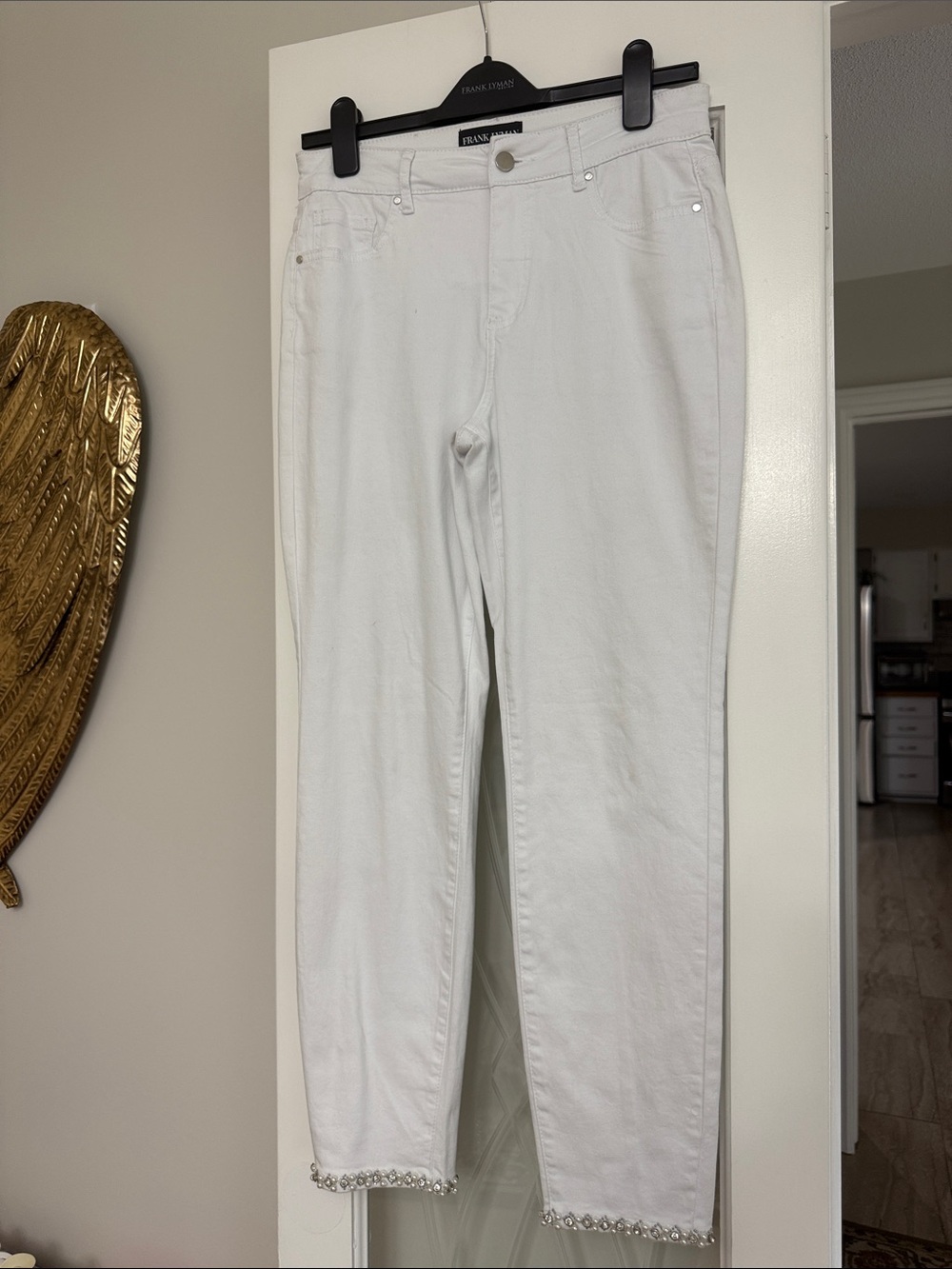 Frank Lyman Bow Back Jean White Cropped Ankle Jeans with Embellished Hem